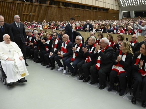 Giving is not enough, people must also ‘touch poverty,’ pope says