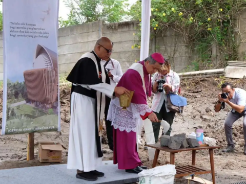 Indonesian diocese to build church after 15-year wait