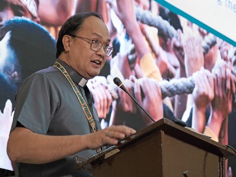 Philippine bishops slam ‘deceptive’ and ‘bad taste’ campaign for charter change