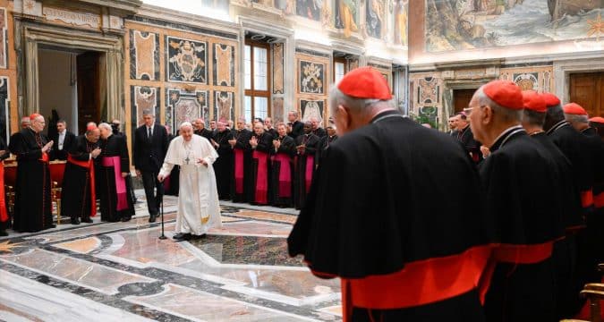 Don’t reduce women’s role in Church to question of ministry, pope says