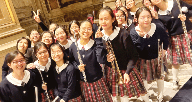 Students from St. Paul’s tour Italy