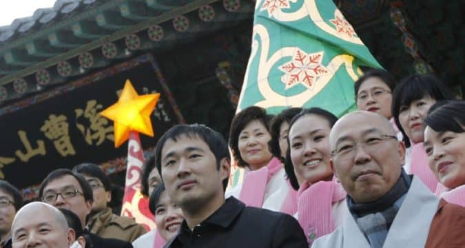 Religious leaders in South Korea asked to help reform healthcare