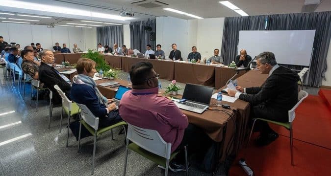 Vatican official wants Asian bishops to communicate with heart