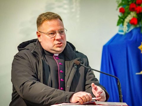 Consternation at clergy arrests and information blackout in Belarus