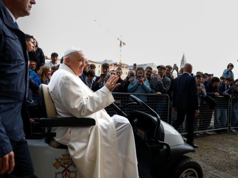 ‘You are not a digital profile’ but a ‘child of heaven’ pope tells young people in Venice