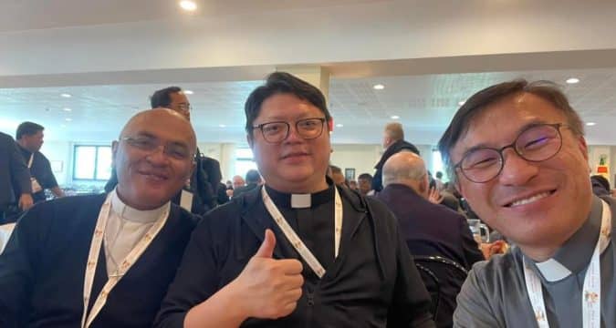 Attending Parish Priests for the Synod in Rome