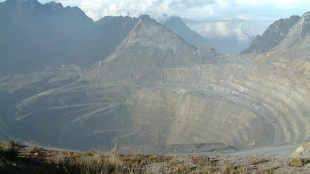 Indonesian bishops reject offer of mining permits from government
