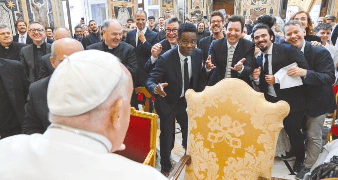 Pope swaps jokes with comedy stars