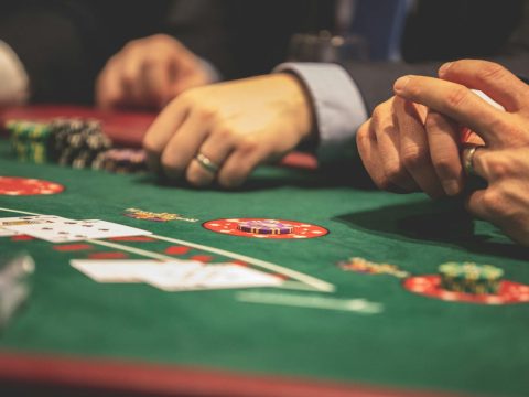Calls mount to outlaw offshore gambling