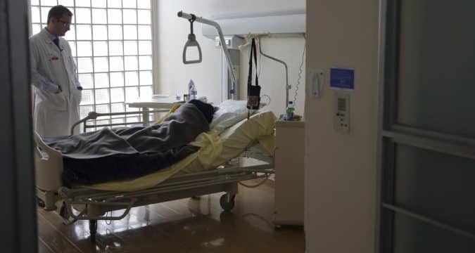Vatican publishes ‘lexicon’ on end-of-life issues to aid debate