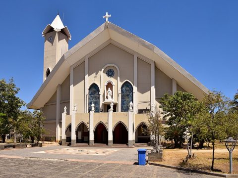 Hundreds of thousands expected to join papal Mass in Timor-Leste