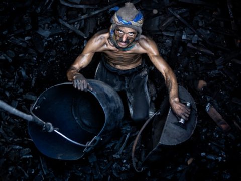 Pope Francis prays for victims of Iran coal mine explosion