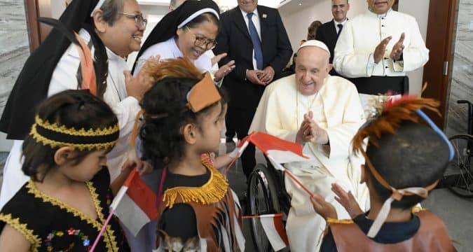 Pope arrives in Indonesia at start of four-nation tour