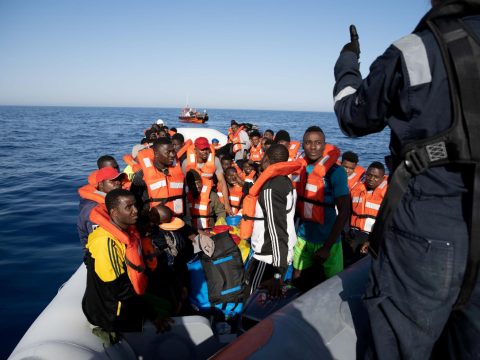 Driving away migrants is a sin, pope says