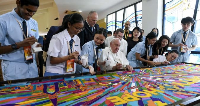 Be ready to forgive, hope, care for the poor, protect the dignity of workers, pope says