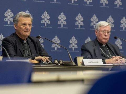 Second synod session to open with penitential liturgy