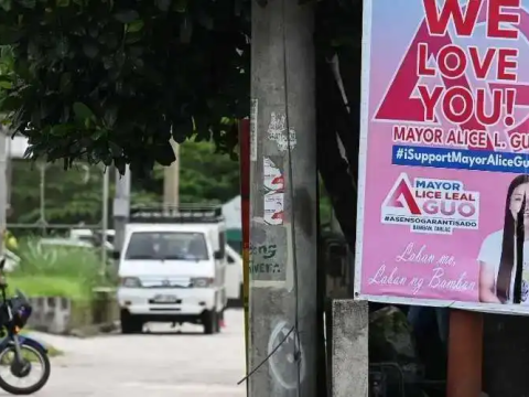 Philippines hails Indonesia for arresting runaway mayor