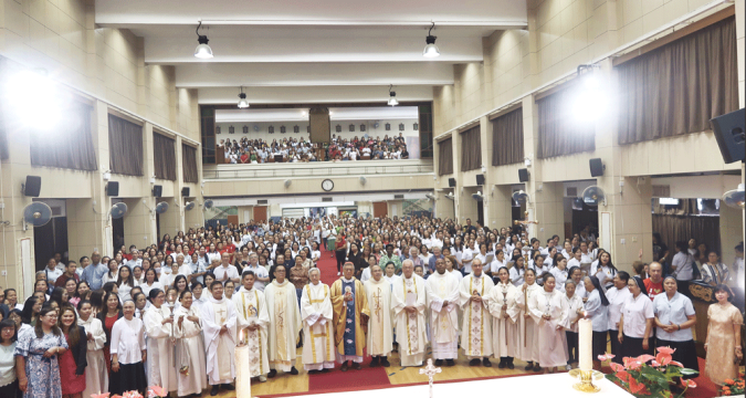 Cardinal Stephen honours Filipino community at KAMMPI’s jubilee Mass