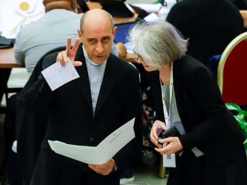 Synod updated on study group focusing on women’s roles