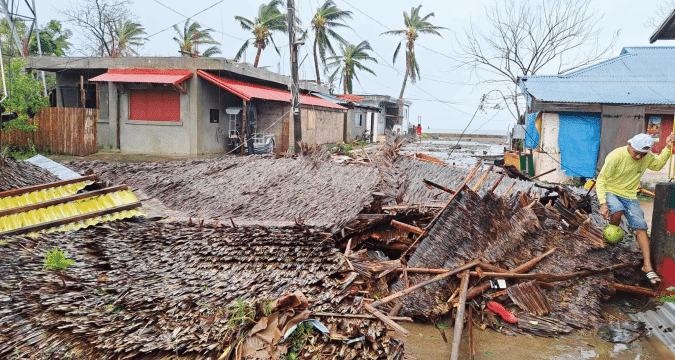 Hundreds of thousands displaced as Man-yi hits the Philippines