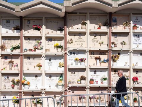 On All Souls, pope prays at graves of children, miscarried infants