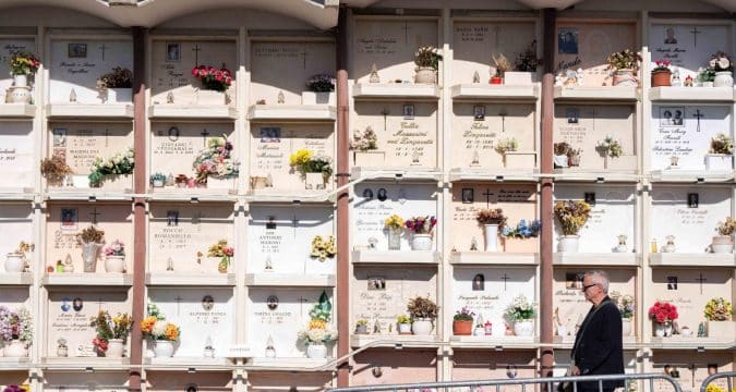 On All Souls, pope prays at graves of children, miscarried infants