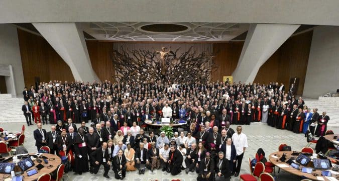 Final synod document is magisterial and must be accepted, pope says