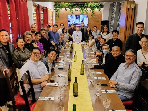 Witness to Christ in your ordinary life, Vatican official tells Filipino influencers