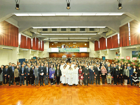 Shung Tak Catholic English College celebrates 65th anniversary 