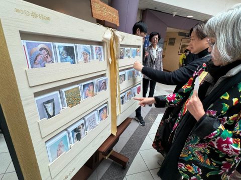 Bringing light and hope to hospital patients 
