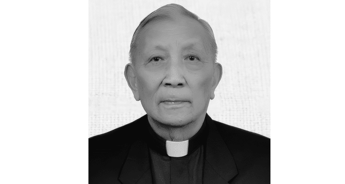 Jesuit priest forged in fire dies at 91