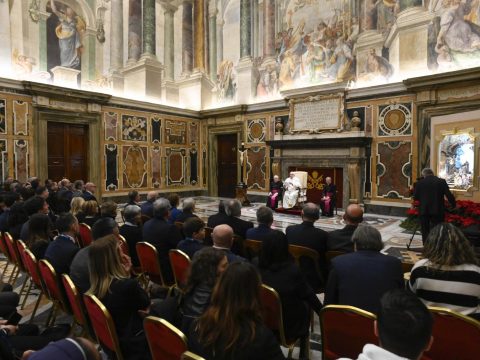 Banks driven by profit-at-all-costs hurt people, economy, pope says
