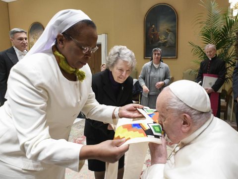 Women religious are not servants; they serve the poor and outcasts, pope says