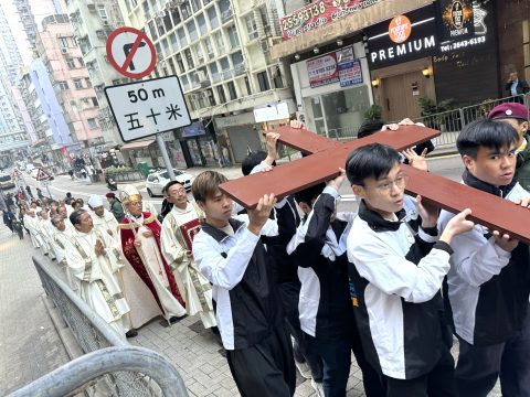Bring hope to Hong Kong and beyond Cardinal urges as Jubliee Year starts