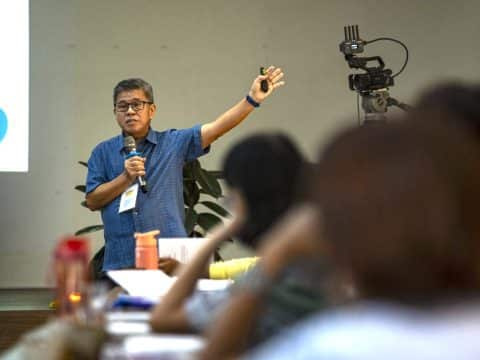 Filipino theologian calls attention to young people’s role in Church renewal