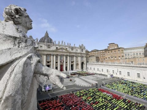 Those facing illness, adversity need ‘miracle of tenderness’, pope says from hospital