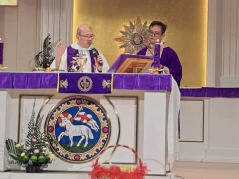 Recollection prepares Filipino communities for Easter  