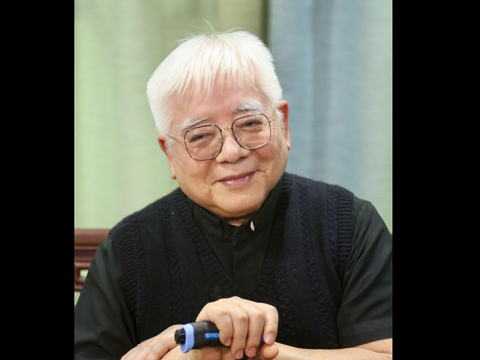 Father Francis Lau returns to the Lord