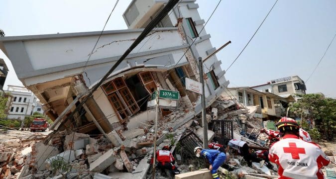 Junta restrictions blamed for halt in Myanmar quake aid