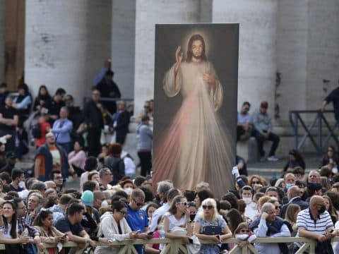 Philippines consecrated to Divine Mercy