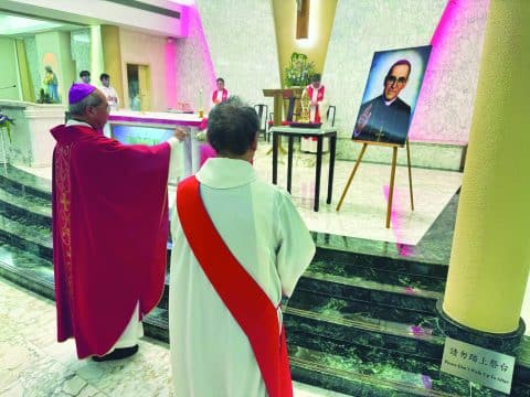 A saint who loved until death