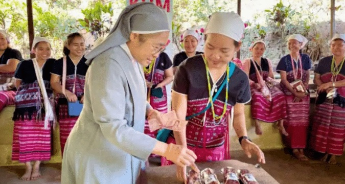 Thailand honours nun for anti-human trafficking efforts