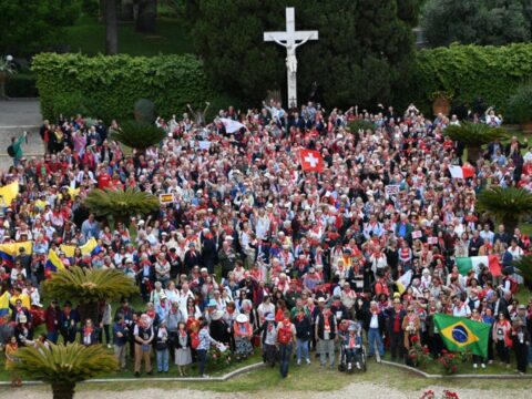 Hundreds of children to pray the Rosary for Peace with Pope Leo on October 1