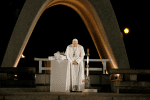 Pope Francis observes a moment of silence during a meeting for peace at the Hiroshima Peace Memorial in Hiroshima, Japan, on November 24. Photo: CNS