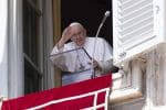 Enter by the narrow door who is Jesus, pope urges