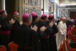 Pope meets bishops attending weeklong course 