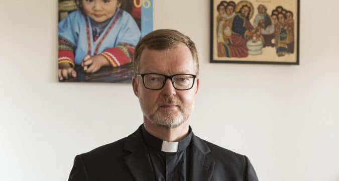 Women must be included in formation of priests, says expert