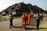 Vesak message: Catholics and Buddhists must work for peace