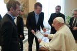 Catholics in media can de-escalate today’s war of words, pope says