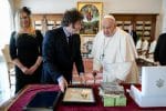 Argentine president meets Pope Francis